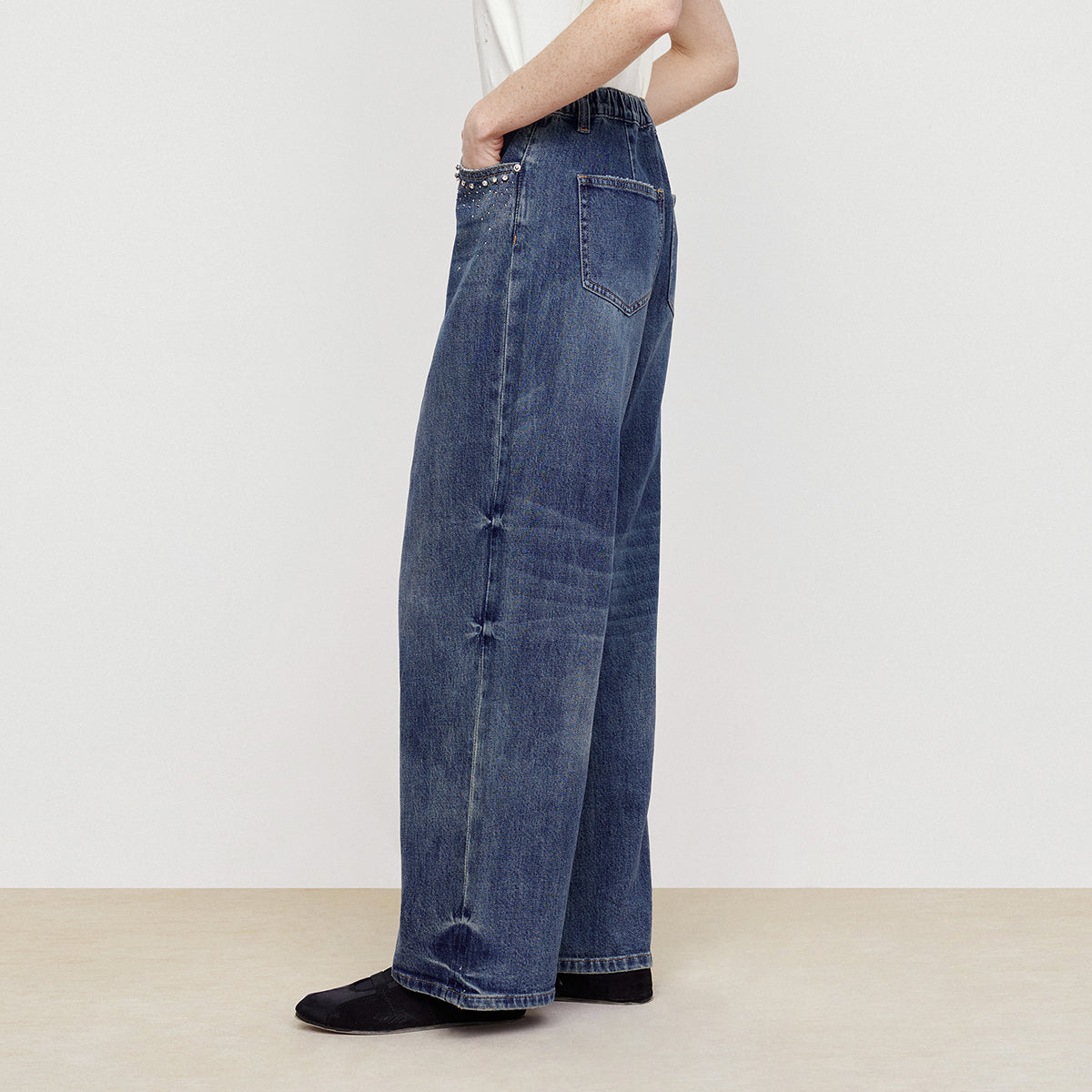 Sparkling Diamond Decorative Jeans