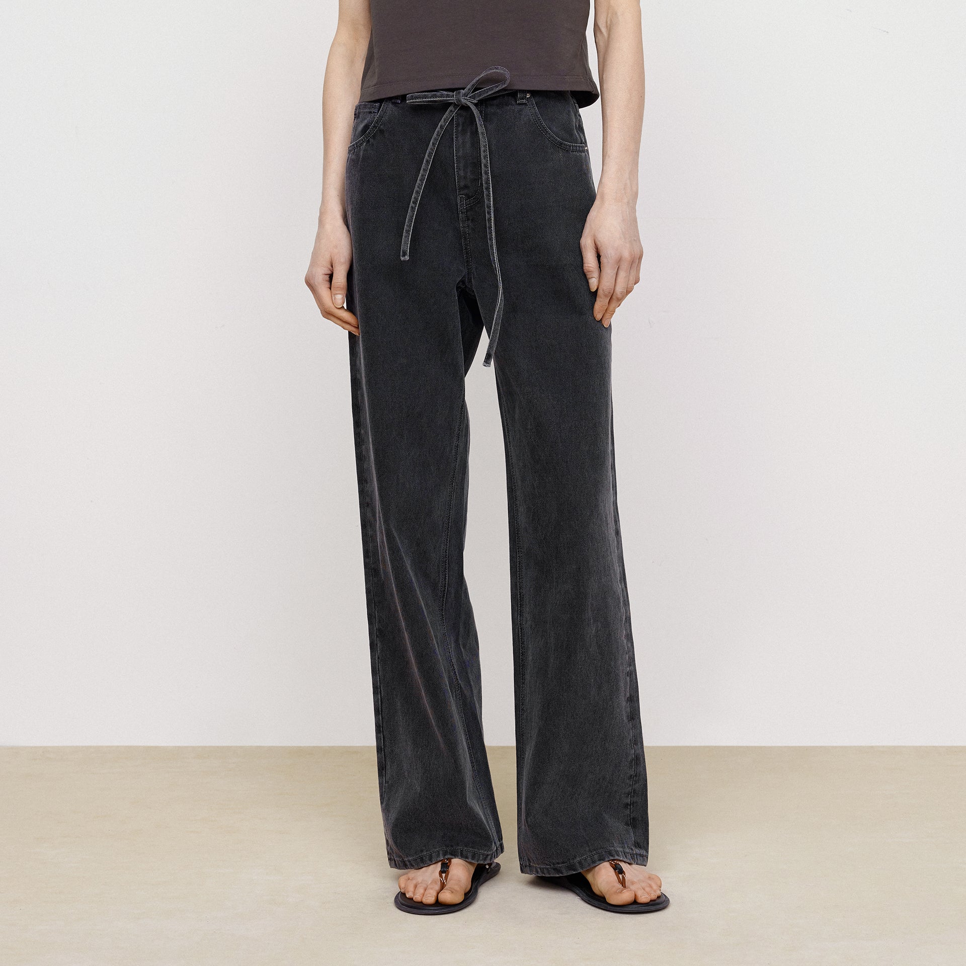 Retro Carbon Grey Jeans